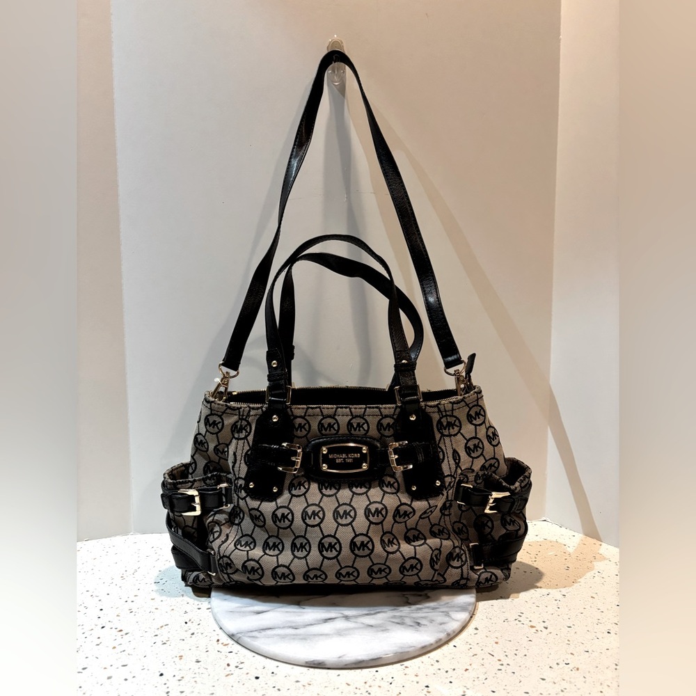 Michael Kors Monogram Satchel‎ Shoulder Handbag - Picture 3 of 15